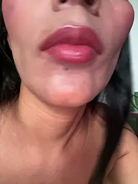 AlisSon  hot online show from April 26, 11:40 am