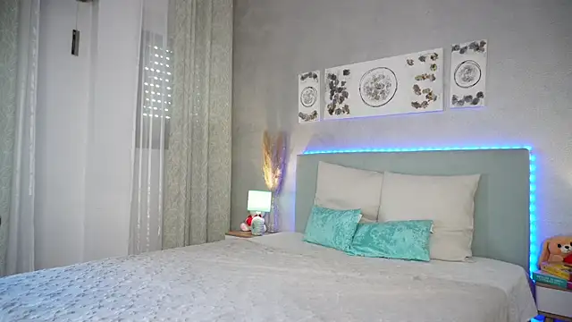 Snapshot of LibertyLust chatting on November 25, 9:20 am LibertyLust online show from November 25, 9:20 am