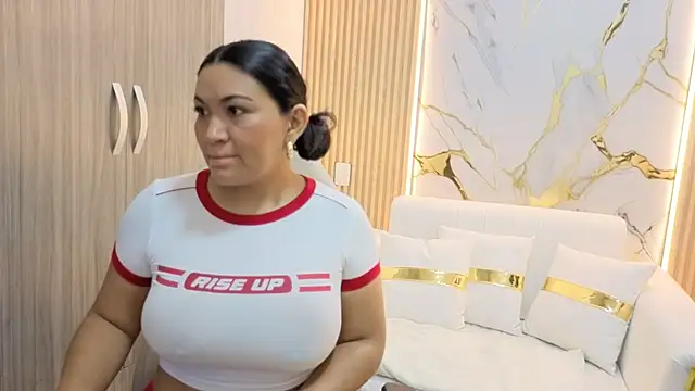 Madam Hott online show from September 15, 3:40 am