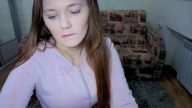 Snapshot of AlisaWyn chatting on September 9, 1:31 pm AlisaWyn online show from September 9, 1:31 pm