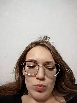 AlisaWyn online show from January 7, 3:39 pm