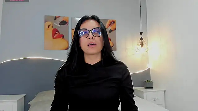 Snapshot of Sara_mora_ chatting on June 12, 1:09 pm Sara mora online show from June 12, 1:09 pm