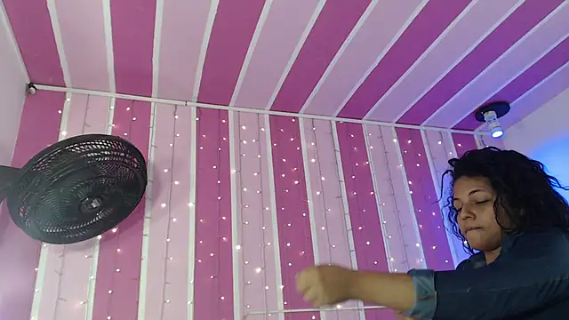 veronica em1 online show from March 20, 1:23 pm