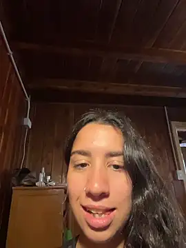 Souphicherry online show from February 5, 8:04 pm