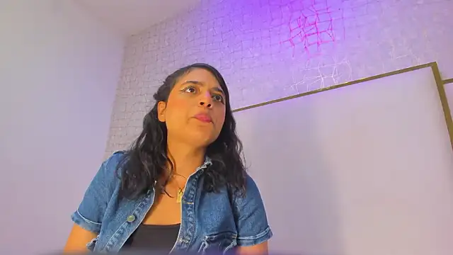 thalia888  online show from March 12, 7:07 pm