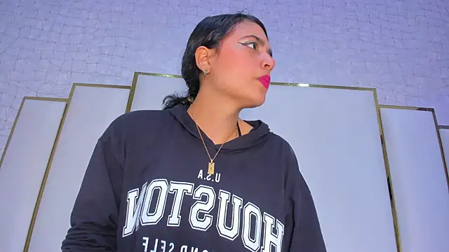 thalia888  online show from November 29, 7:03 pm