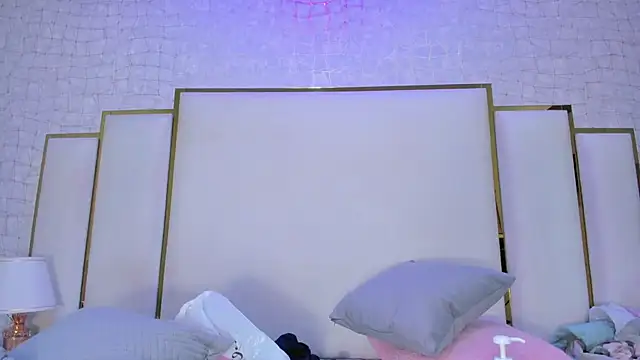 thalia888  online show from February 16, 7:01 pm