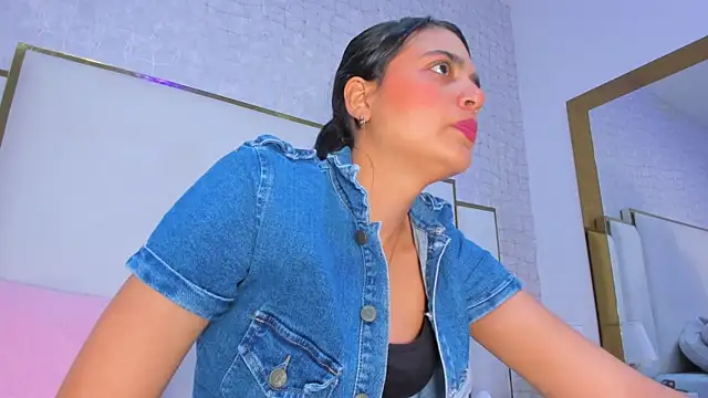 thalia888  online show from November 28, 7:03 pm