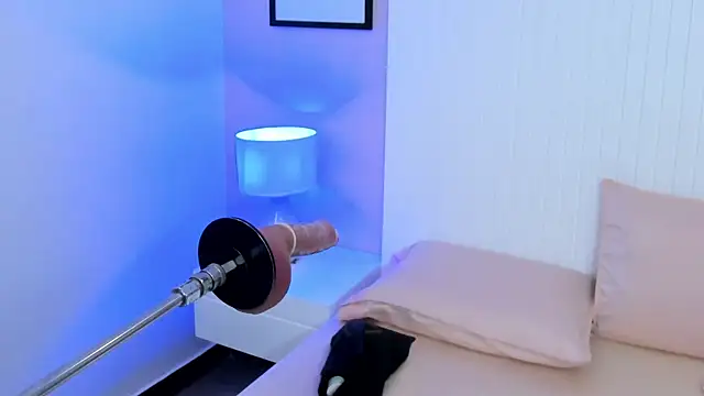 Snapshot of lauren_stone_ chatting on February 26, 7:25 pm lauren stone online show from February 26, 7:25 pm