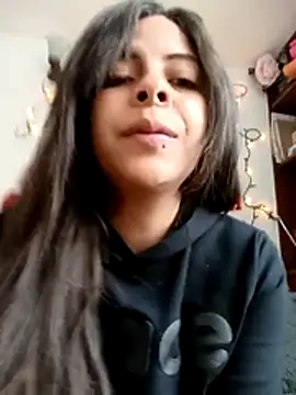 MiaCollinssx online show from December 22, 12:38 pm