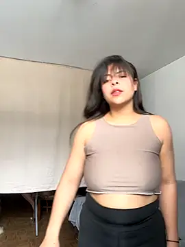 Snapshot of MiaCollinssx chatting on November 13, 4:00 pm MiaCollinssx online show from November 13, 4:00 pm