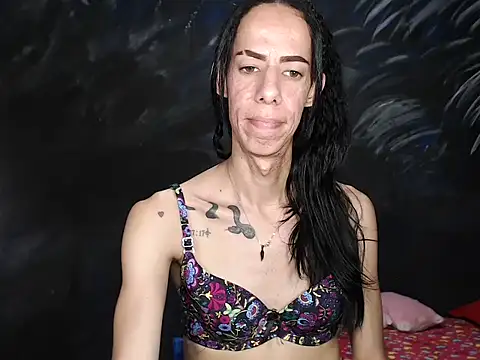 Queenmaria23cm online show from November 6, 9:30 pm