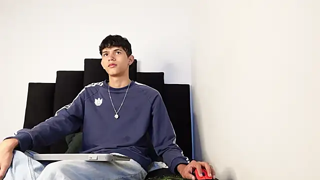 alexmark  online show from October 20, 1:44 pm