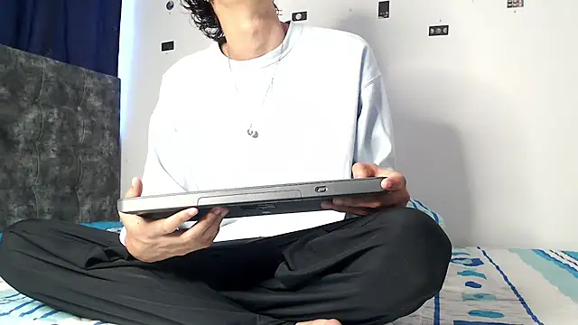 alexmark  online show from April 2, 2:13 pm