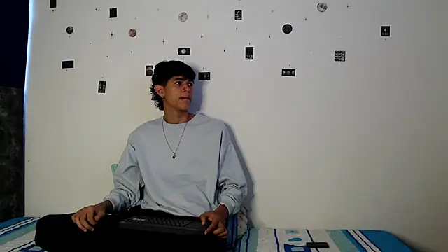 alexmark  online show from March 26, 1:42 pm