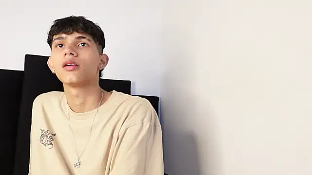 alexmark  online show from October 1, 7:40 pm