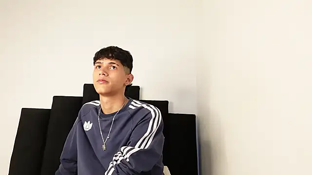 alexmark  online show from September 29, 7:30 pm