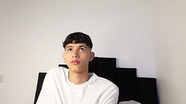 alexmark  online show from September 26, 1:51 pm