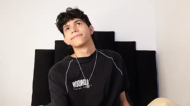 alexmark  online show from September 24, 2:23 pm