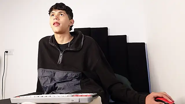 alexmark  online show from October 10, 1:45 pm