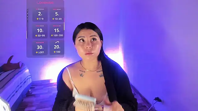 SiennaValera online show from November 20, 12:28 pm