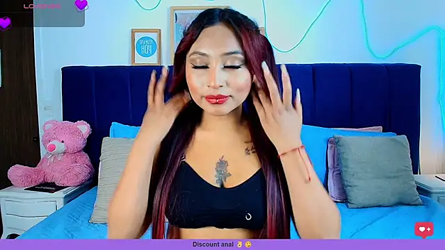 Naiaa Cruz online show from April 7, 7:48 pm