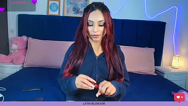 Naiaa Cruz online show from April 15, 7:58 pm