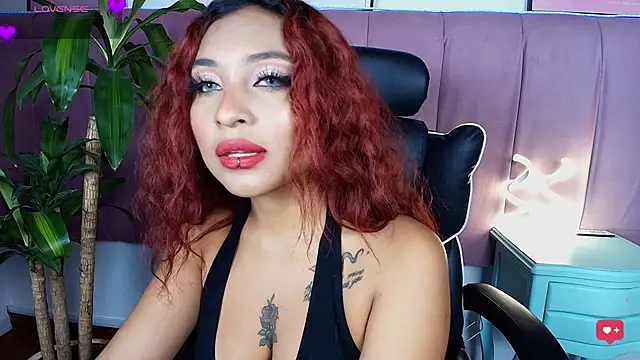 Naiaa Cruz online show from February 23, 7:58 pm