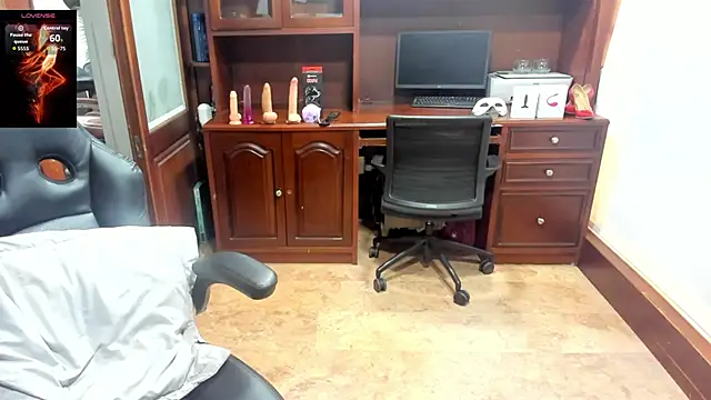 SexyRachel  online show from October 31, 12:57 pm