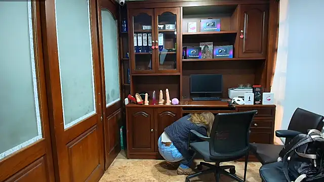 SexyRachel  online show from December 5, 12:04 pm