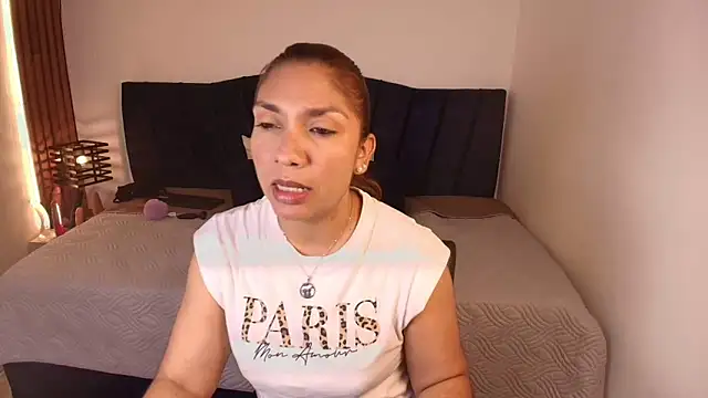 SexyRachel  online show from May 10, 12:31 pm