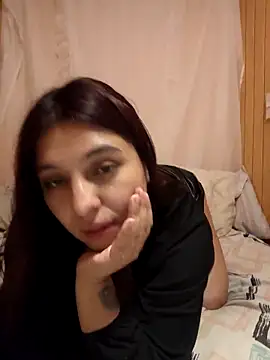 caronicole77 online show from February 3, 2:32 am