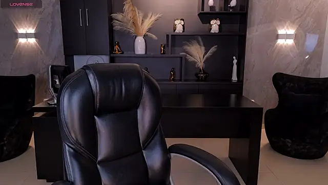 TiffannySins online show from July 11, 5:57 pm