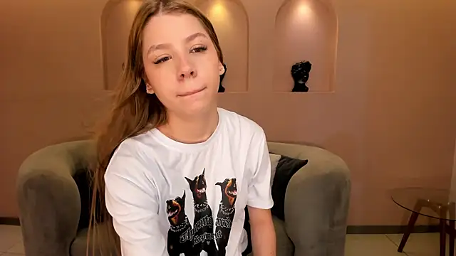 TiffannySins online show from March 22, 4:52 pm