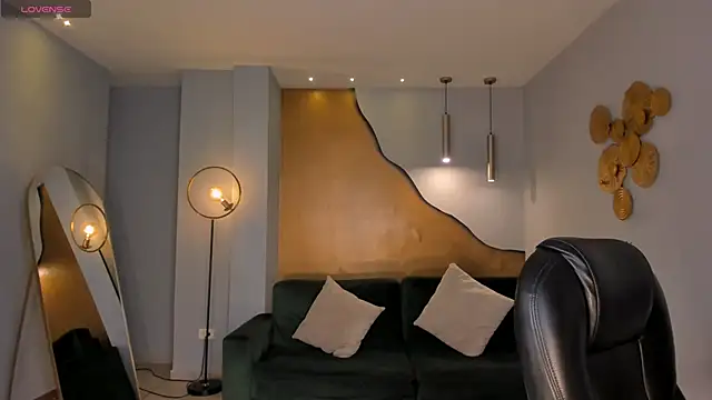 TiffannySins online show from November 12, 4:16 am