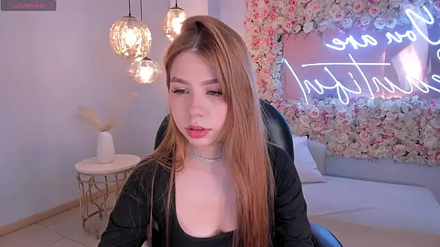 TiffannySins online show from March 15, 2:29 am