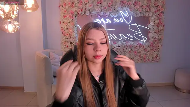 TiffannySins online show from March 28, 4:02 am