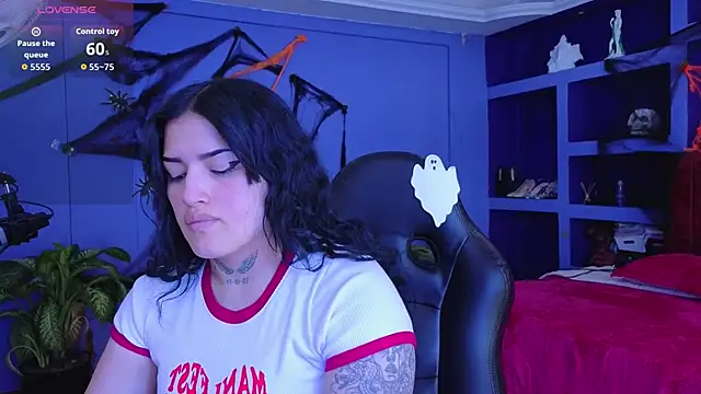 sari belle online show from November 2, 8:14 pm