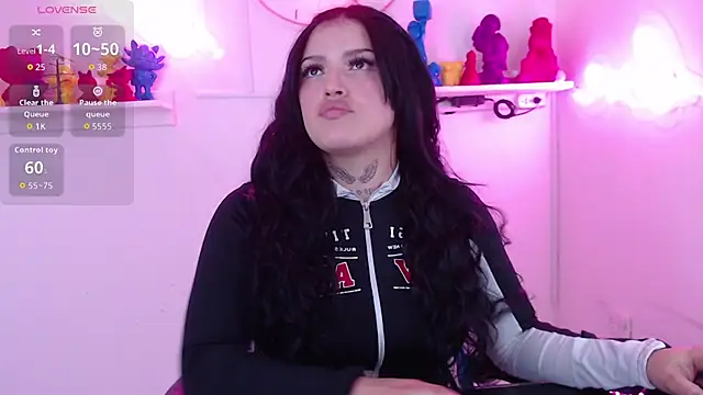 sari belle online show from February 2, 7:35 pm