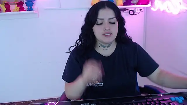 sari belle online show from March 13, 4:06 am