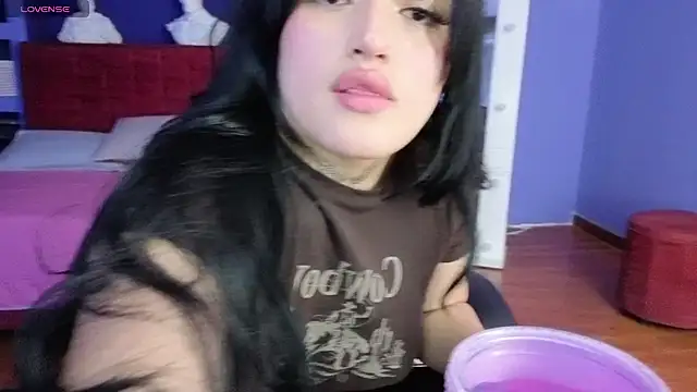 sari belle online show from February 5, 8:37 pm