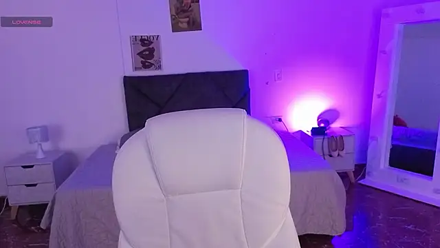 sari belle online show from February 25, 7:36 pm