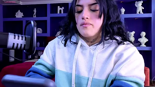 sari belle online show from September 9, 11:14 pm