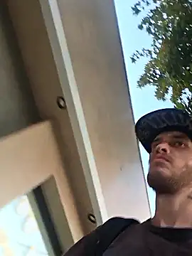 Snapshot of Leshok chatting on November 10, 12:48 am Leshok online show from November 10, 12:48 am