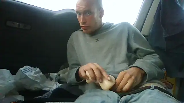 Snapshot of Leshok chatting on September 11, 1:55 pm Leshok online show from September 11, 1:55 pm