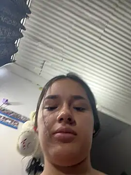 Luciaparker03 online show from April 20, 1:24 pm