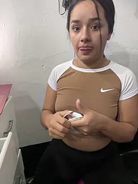 Luciaparker03 online show from March 5, 11:32 pm