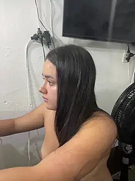 Luciaparker03 online show from May 28, 2:12 pm