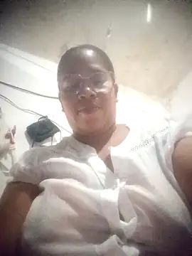 Big ass submissive online show from November 11, 12:44 pm