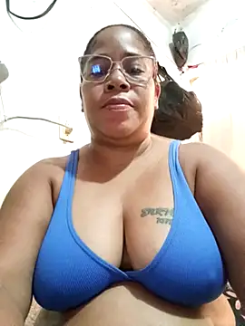 Big ass submissive online show from May 7, 12:19 pm